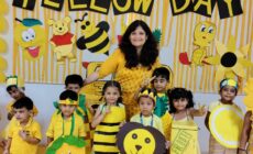 Yellow Day (1)