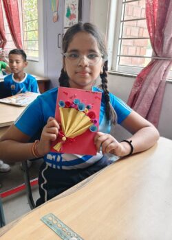 photo_6134050577248797859_y