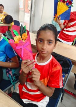 photo_6134050577248797867_y